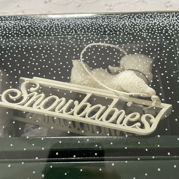 5 pieces Charming Cream Snow Baby Figurine - Picture 2 of 4